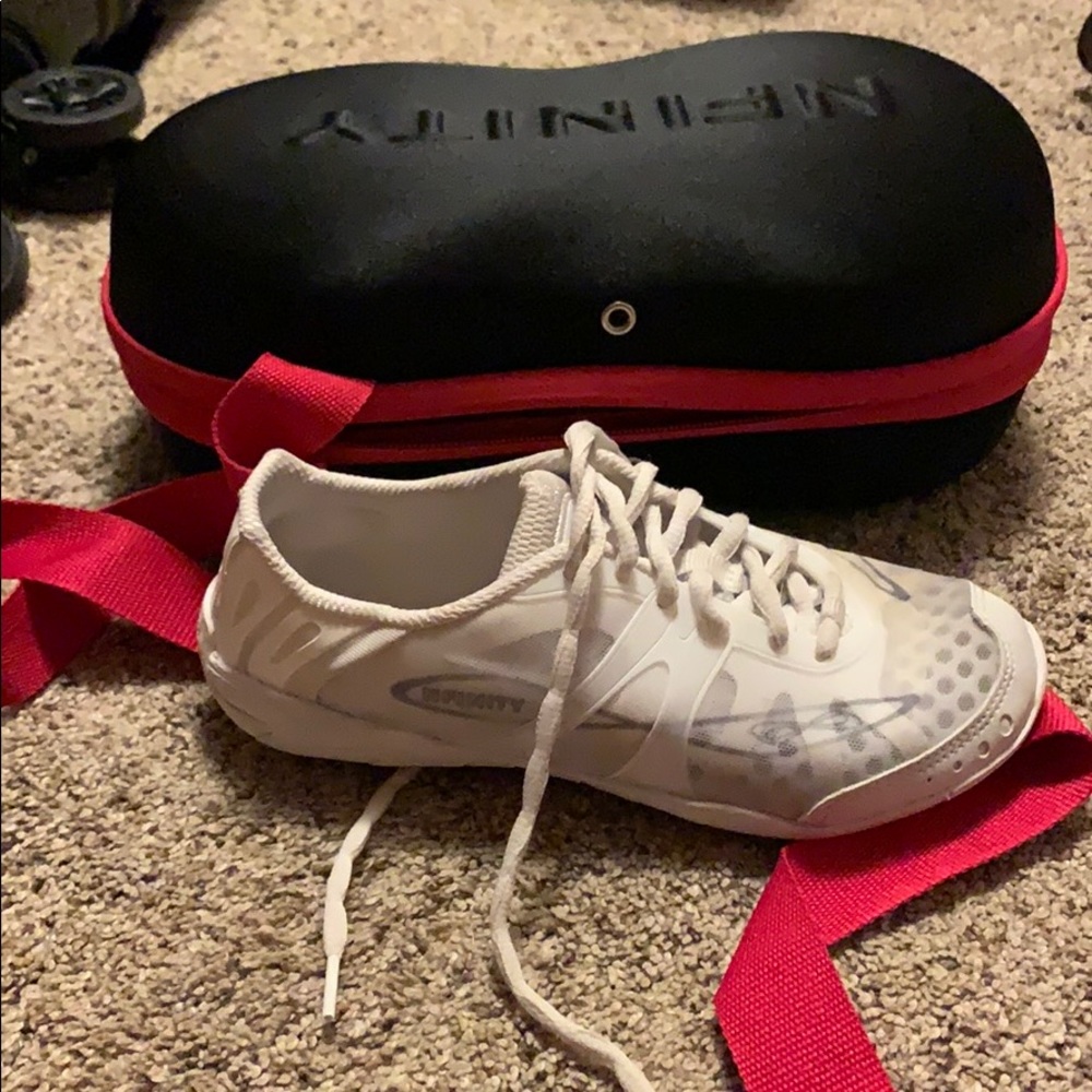 NFINITY CHEER SHOES
